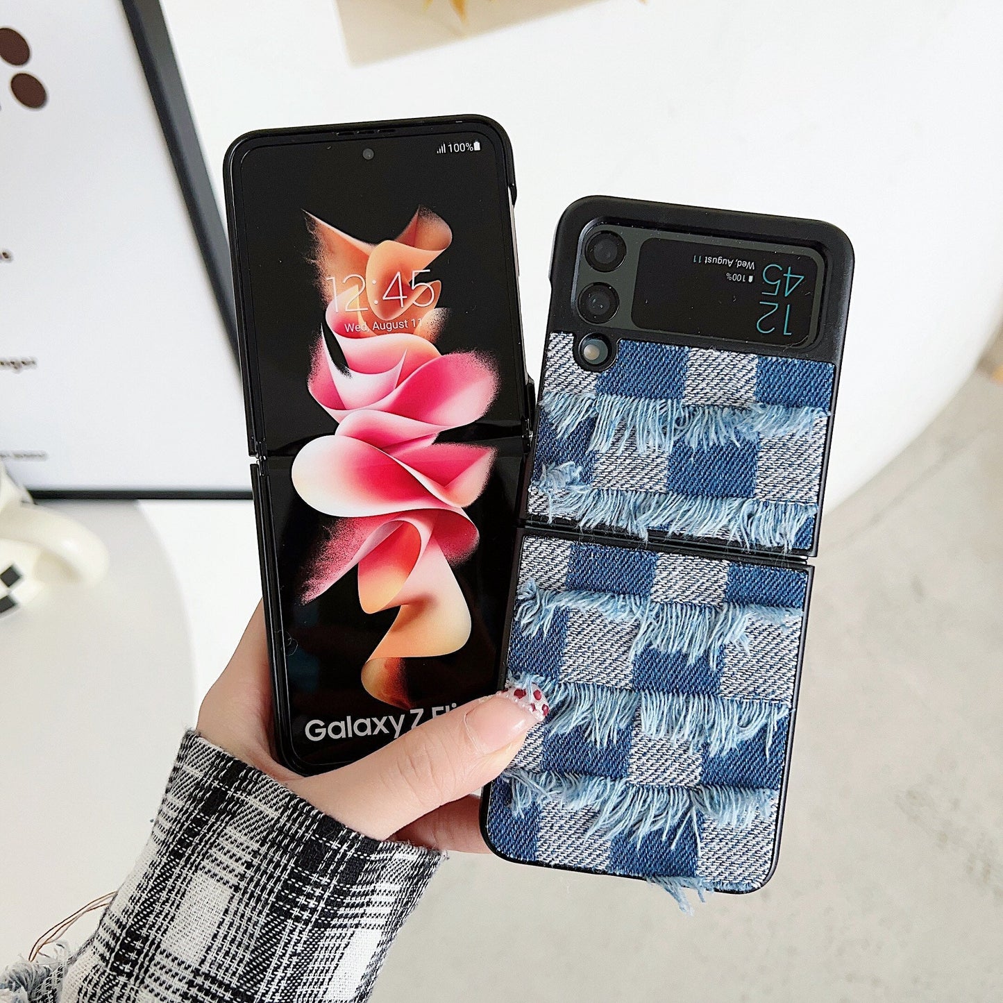 Stylish Vintage Denim Phone Case for Samsung Galaxy Z Flip 4&3